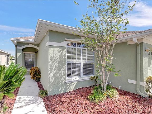 2nd image of 2906 Banyan Hill Ln