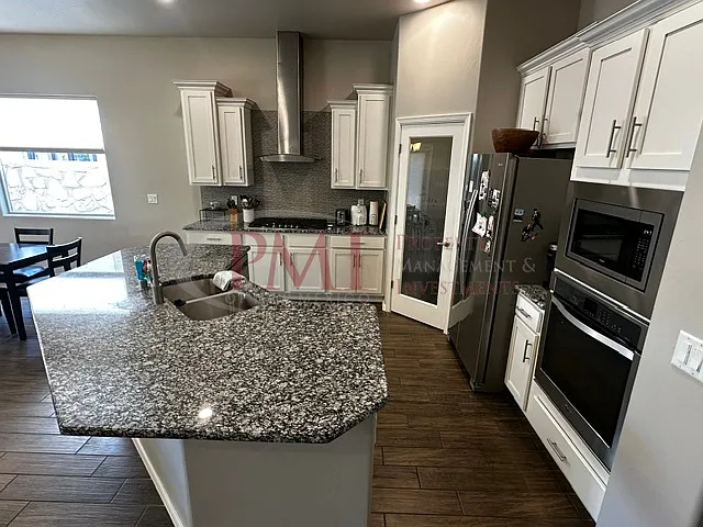 3673 Cabrillo Ct — Photo 13