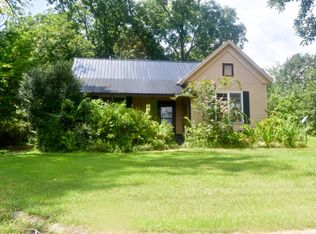 75 Knowles Ave, Lineville, AL 36266