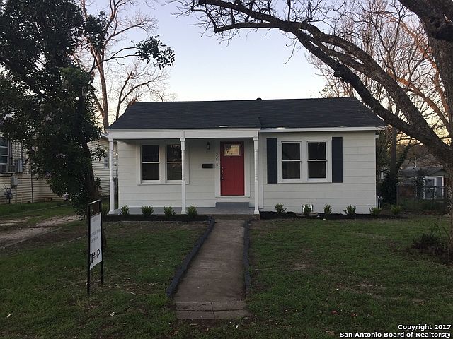 1st image of 2215 Lee Hall St