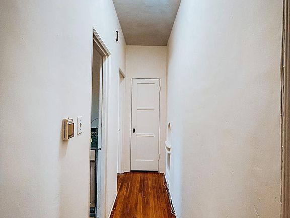 5th image of 5564 W 6th St #10