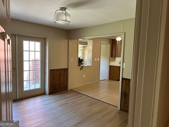 5th image of 40 Duke St