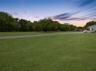 1010 N 3rd St, Princeton, TX 75407