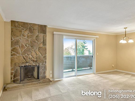 5th image of 12423 NE 131st Ct #305