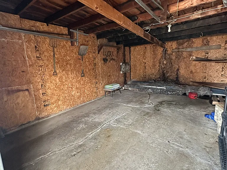 6711 Farnsworth Dr — Photo 68