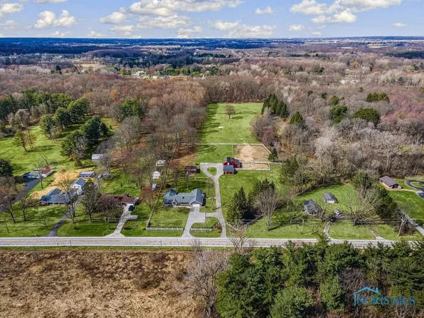 4644 Waterville Swanton Rd, Swanton, OH 43558