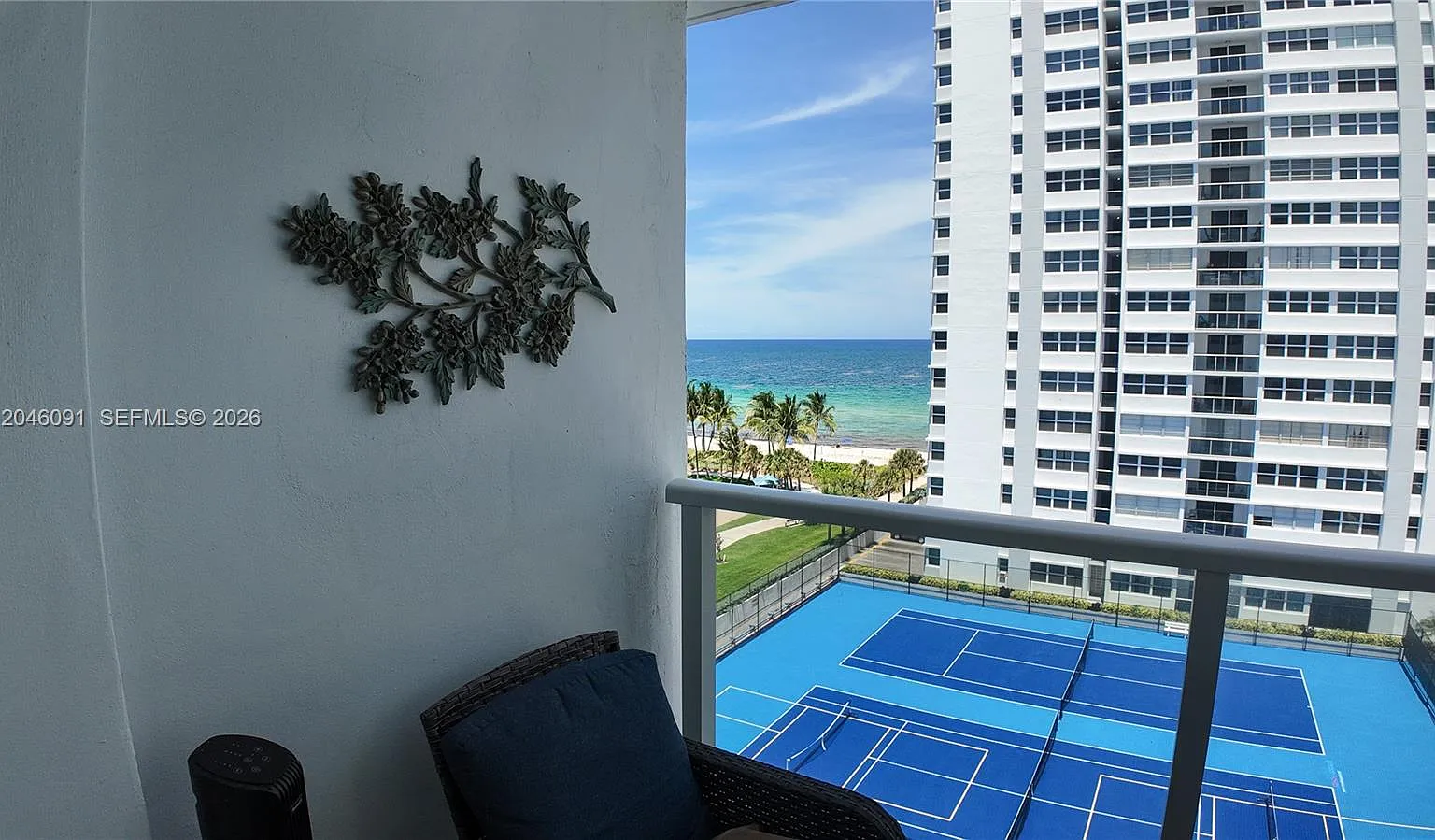 La Mer Estates West Condo — Photo 3