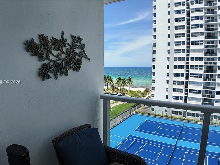 1880 S Ocean Dr #807 — Photo 3