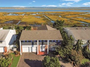 927 Gerry Ave, Long Beach, NY 11561