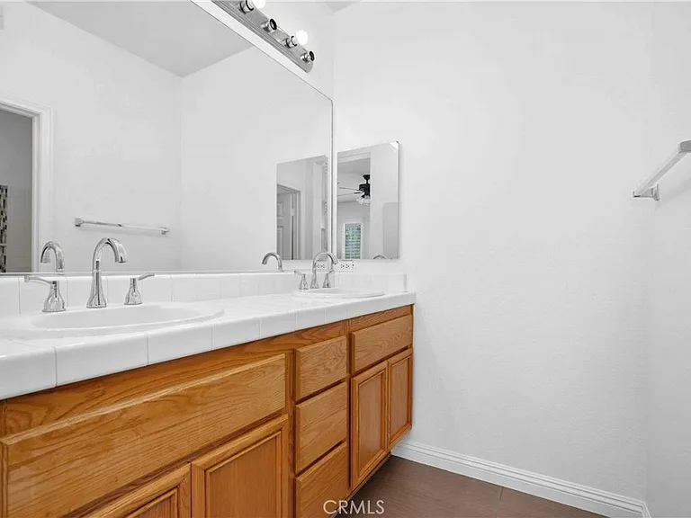 1216 McFadden Dr — Photo 18