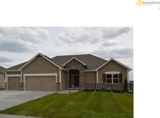 1309 NW 94 Ter, Kansas City, MO 64114