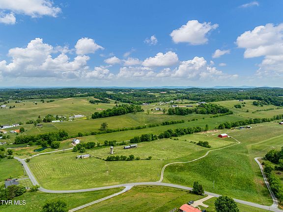 3rd image of South Old Kentucky Rd