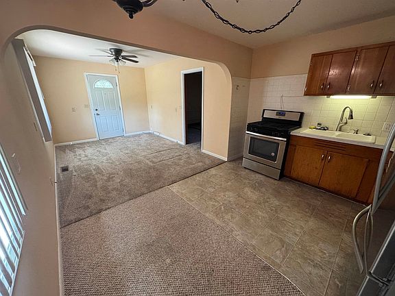 4th image of 1607 N Sheridan Avenue