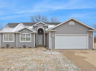 58160 Prairie Ridge Rd, Goshen, IN 46528