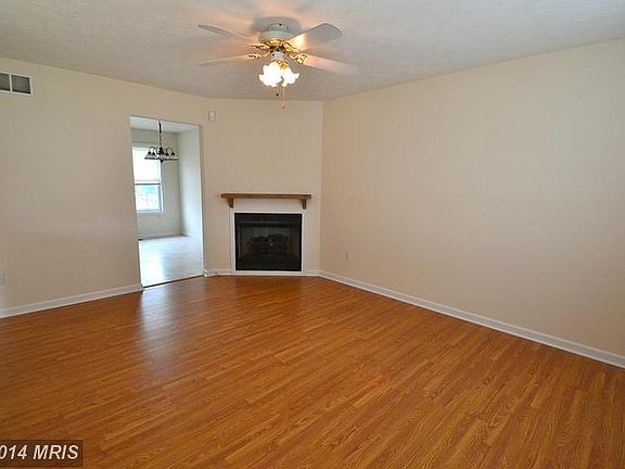 3rd image of 125 Paradise Ct