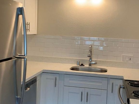 4th image of 2769 Agate Dr #3