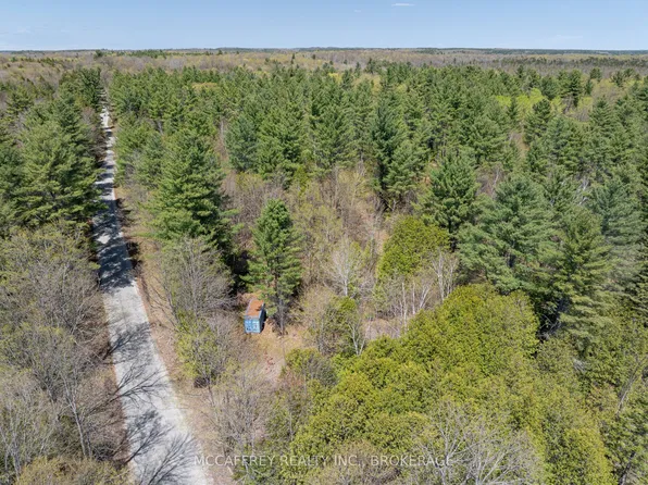 1088 Kashwakamak Lake Rd, North Frontenac, ON K0H 1B0
