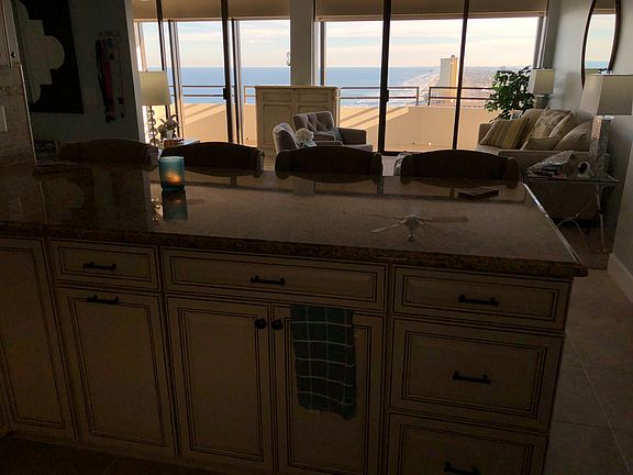 5th image of 2828 N Atlantic Ave #V040