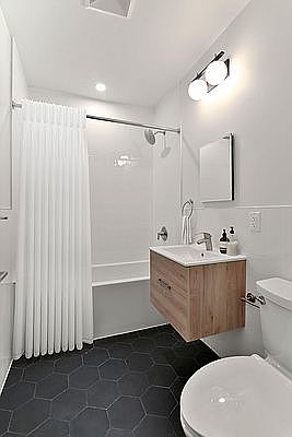 5th image of 228 E 6th St #9-10