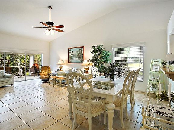 5th image of 5044 Harbour Dr