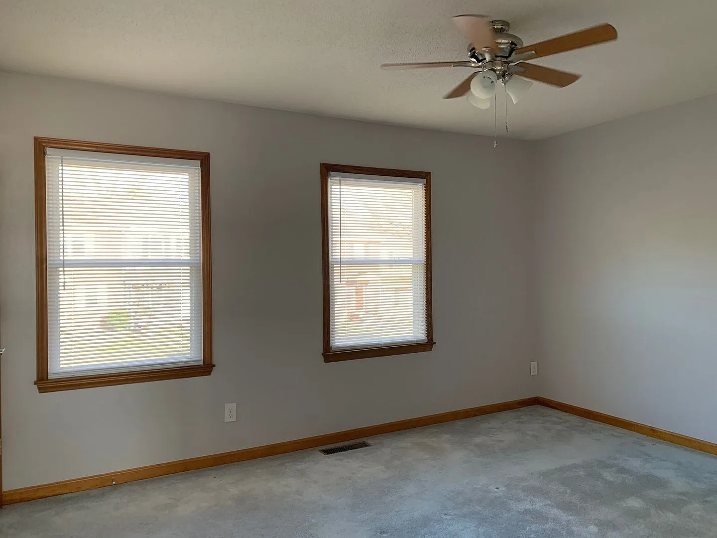 2 Bedroom 1.5 Bath Townhouse — Photo 3