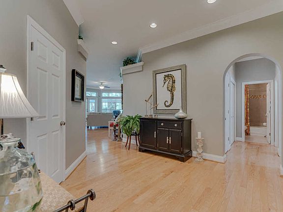 4th image of 5248 Tivoli Dr #5248
