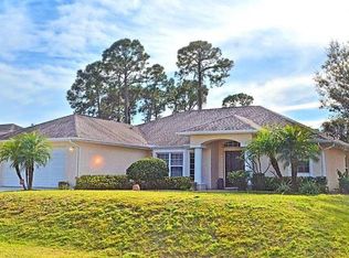 2852 Orchard Cir, North Port, FL 34288