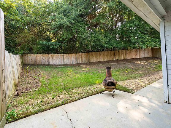 3rd image of 3009 Ashley Cir