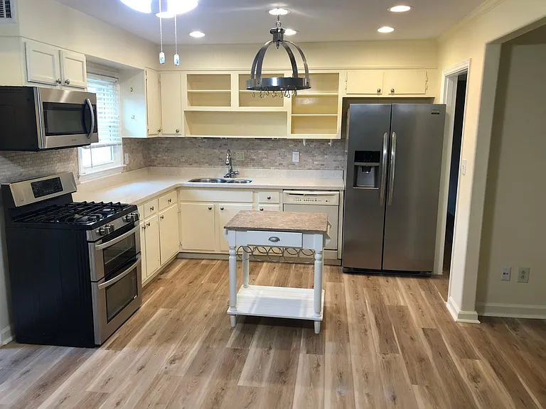 1337 Ashbrook Pl — Photo 4