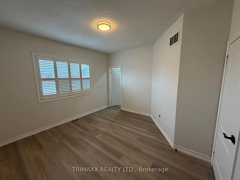 8 Ed Quigg Way #UPPER — Photo 9