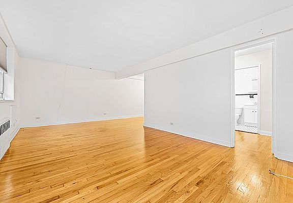 3rd image of 135-20 82nd Ave #6H
