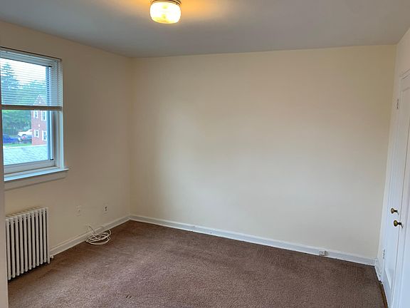 4th image of 7334 255th St #3