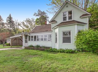 1858 S Shore Dr, Holland, MI