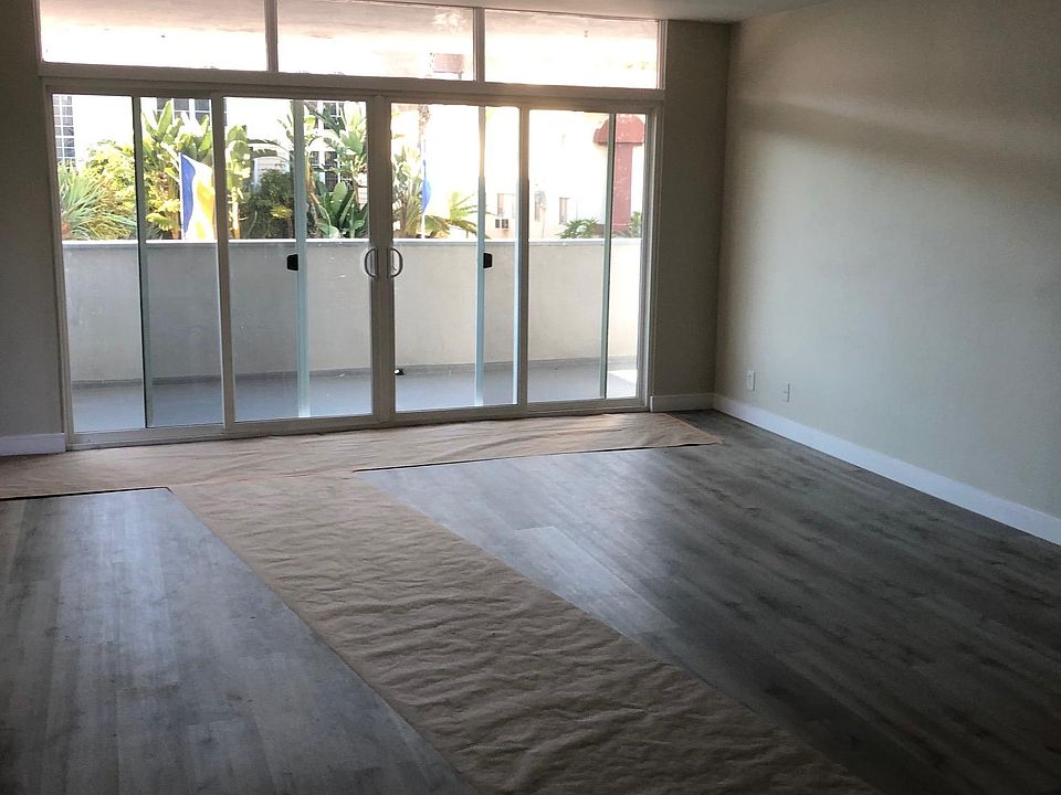 1st image of 11623 Gorham Ave #102