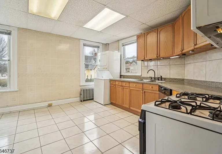 44 Elm St #2 — Photo 14