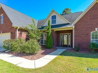 1314 Gypsy Trl SW, Hartselle, AL 35640