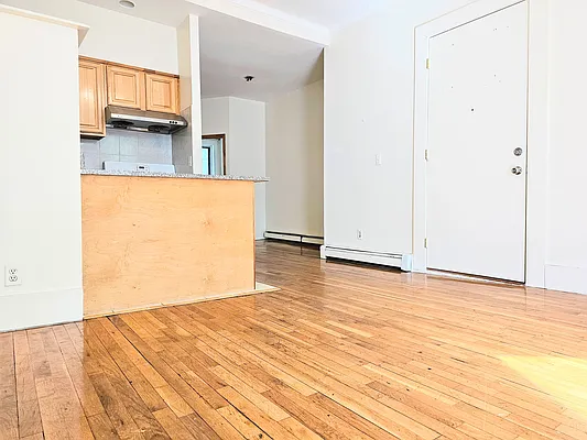 Rented by Virtual Real Estate | media 13