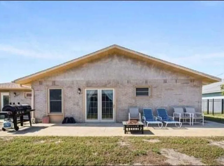 4431 Doris Dr — Photo 22