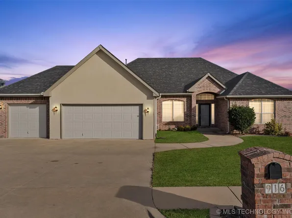 916 Terri Dr, Bartlesville, OK 74006