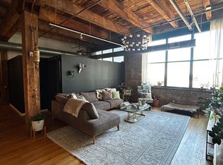 312 N May St APT 4F, Chicago, IL 60607