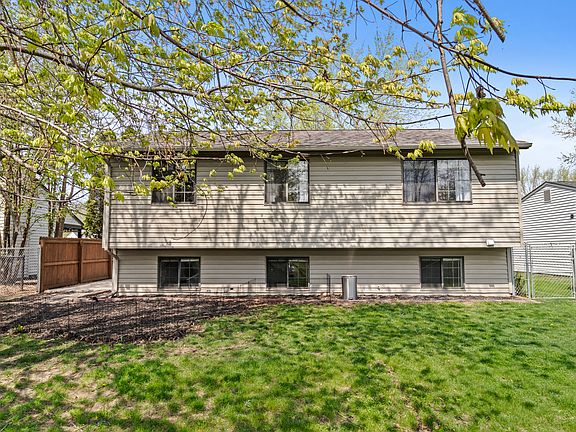 4th image of 18676 Northridge Dr