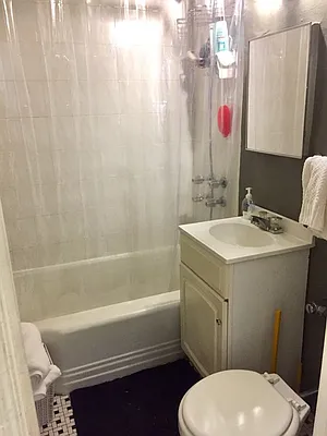 Rented by Bold New York | media 25