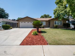 5313 Peppertree Ln, Bakersfield, CA 93309