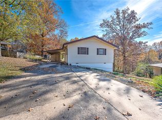 3 Clacton Ln, Bella Vista, AR 72715