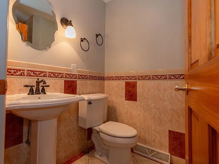 3093 Old Leetown Pike — Photo 19