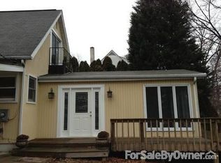 874 Sue Grove Rd, Baltimore, MD 21221