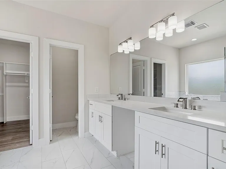 8027 Virgil St — Photo 36