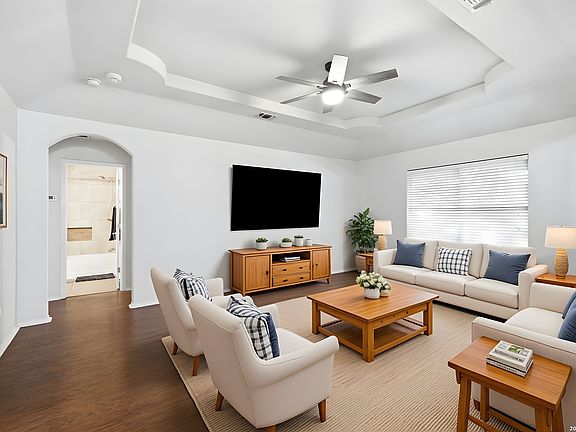 4th image of 10423 Tollow Way