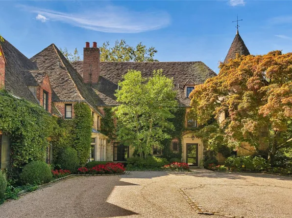 289 Piping Rock Road, Old Brookville, NY 11545