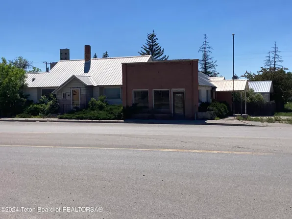 6208 S Main St, Tetonia, ID 83452